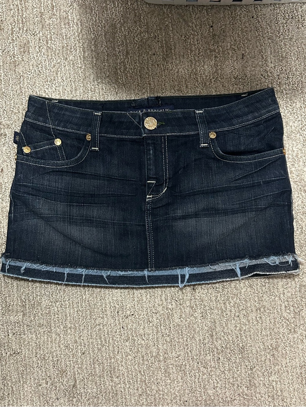 y2k denim mini skirt!